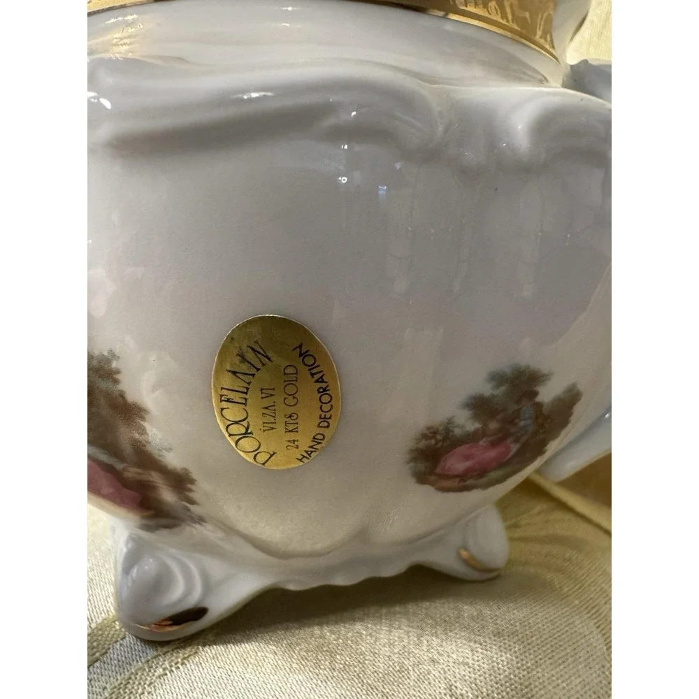 T. Limoges Vizavi Oro Fragonard Teapot Italy 24K Gold Courting Scene w/ Lid NEW